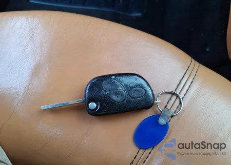 2006 Maserati Quattroporte Executive Gt/Sport Gt z USA, uszkodzony, nr VIN ZAMCE39A660022780